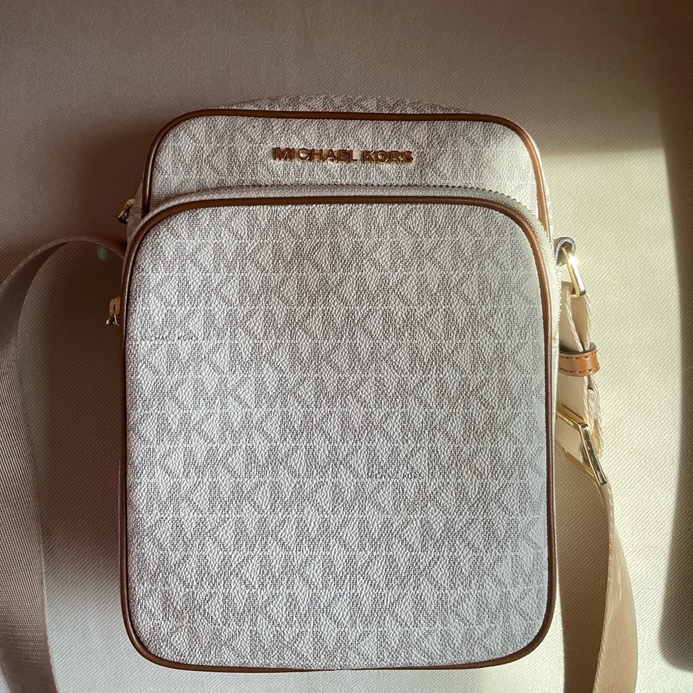 Michael Kors Crossbody Purse